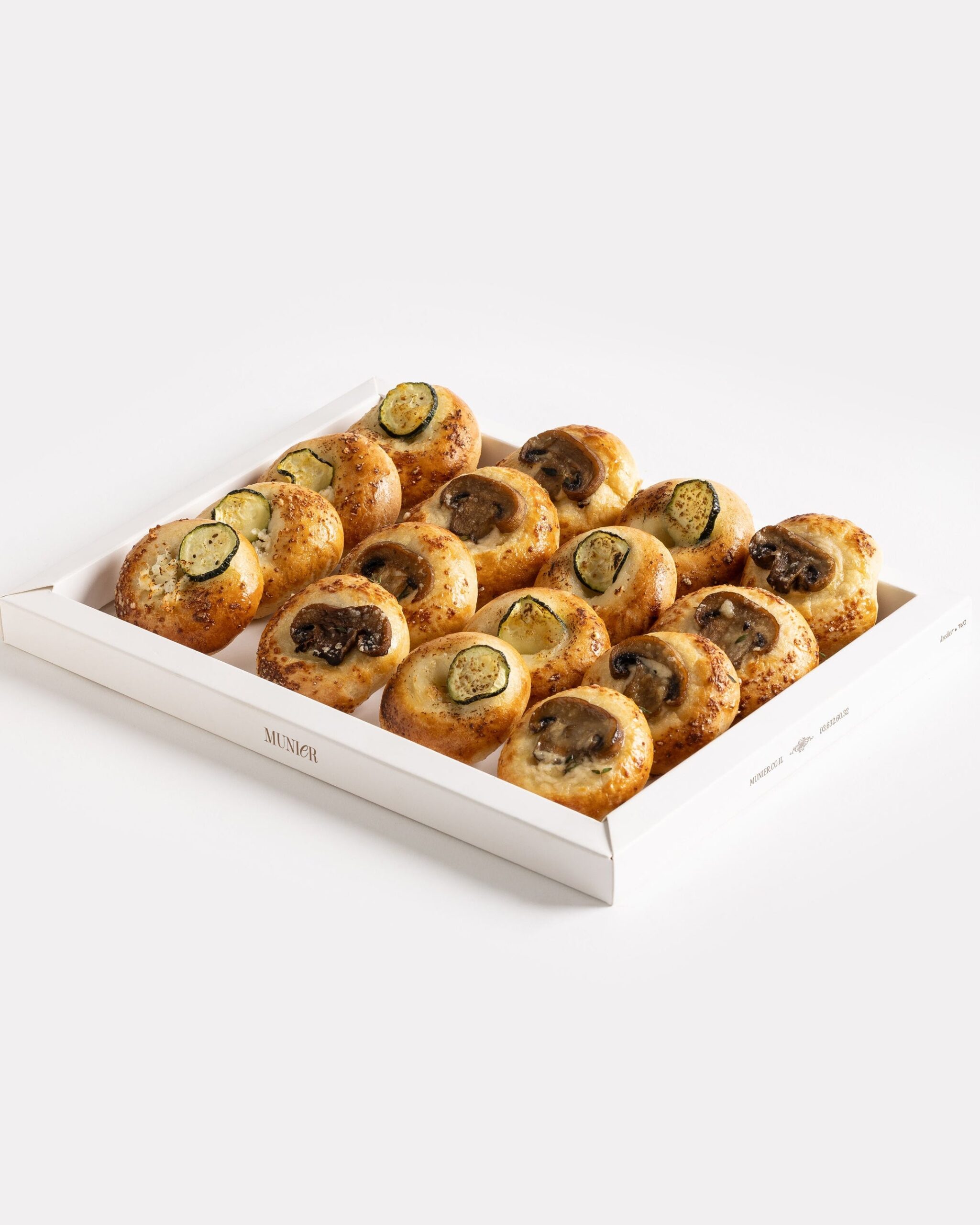 מגש מיני פיצות – 18 יחידות
